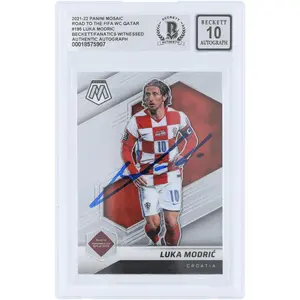 Luka Modric Croatia Autographed 2021-22 Panini Mosaic Road To FIFA World Cup Qatar #195 Beckett Fanatics Witnessed Authenticated 10 Card - Fanatics Authentic Certified