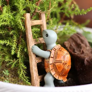 Resin Turtle Climbing Ladder Statue, Garden Courtyard Bonsai Decoration, Indoor Outdoor Use, Art Space Decor, Wall-Mounted Sculpture, Garden Ornament