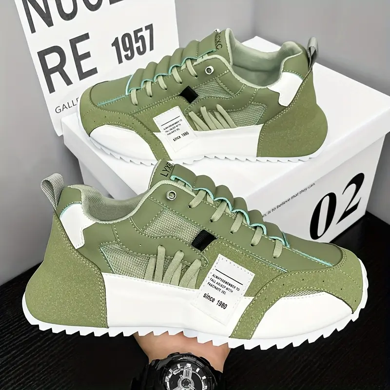 Men's Casual Lace-Up Sneakers with a Breathable Mesh Upper and Non-Slip, Thick Cushioned Sole for All-Season Comfort, Thick Sole Shoes, Casual Sports