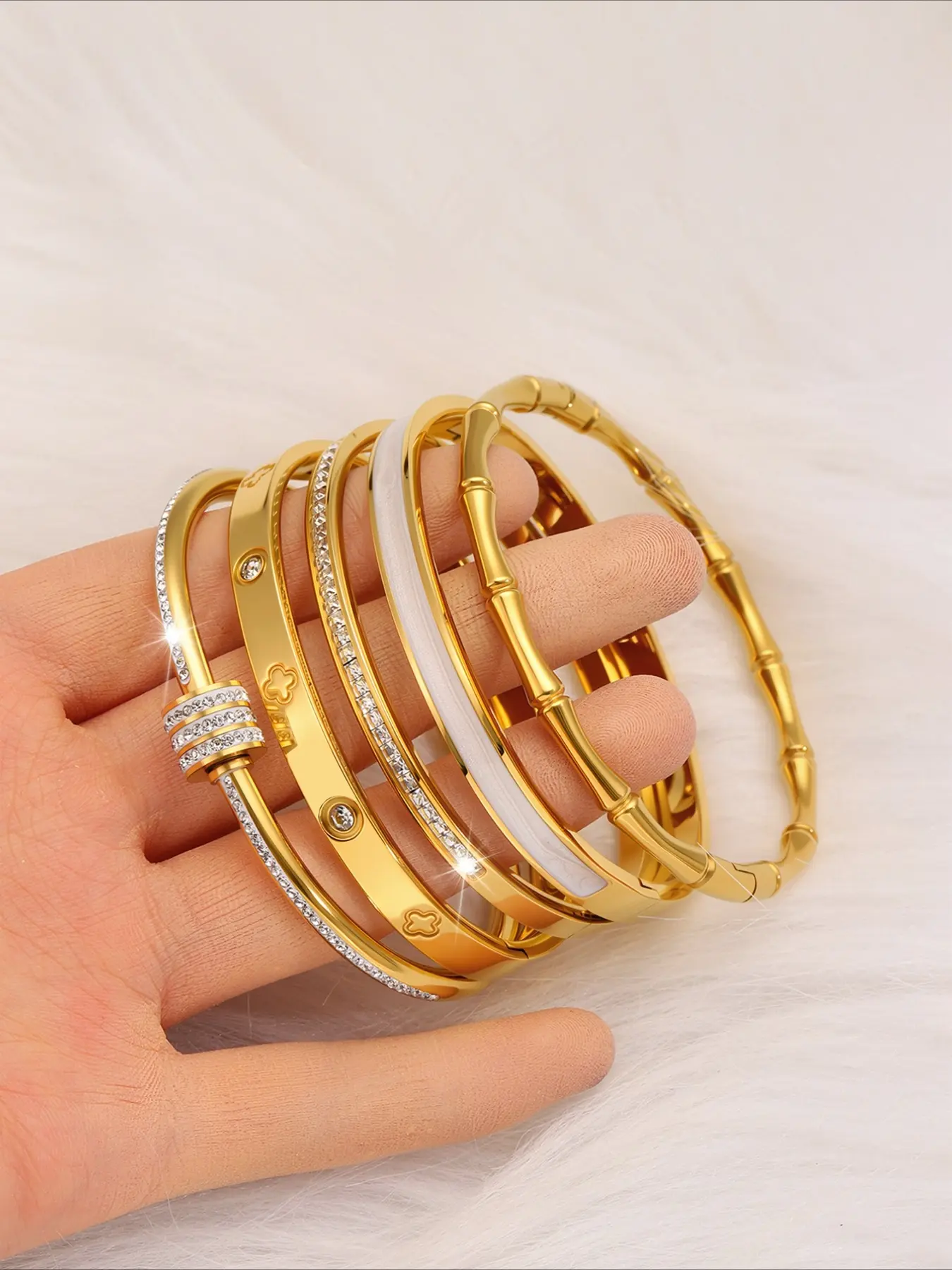 5pcs light luxury elegant stainless steel bracelet set, simple design, suitable for daily commuting, dating, and party gatherings. It is an exquisite gift for her, showcasing fashion taste and adding charm to any outfit, Bangles Set