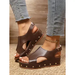 Women's Fashionable Studded Decorated Platform Sandals, Casual Comfortable Peep Toe Sandals for Daily Wear, All Match Sandals for Daily Wear, Walking Shoes