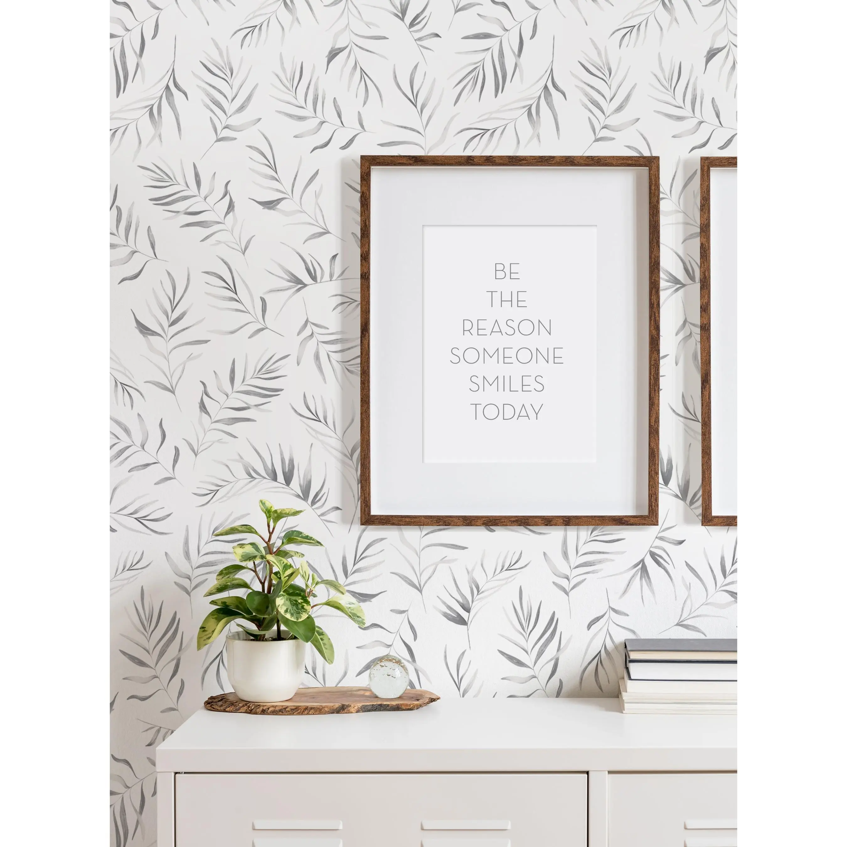 Breezy Palm Leaves Peel-and-Stick Temporary Wallpaper, Renter-Friendly Adhesive Accent Wall Covering for Everyday Home Improvement & Exotic Look Enhancement