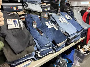 $10 Men’s Jeans $10 Men’s Jeans