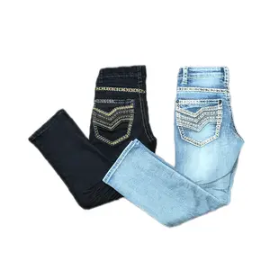 PANTALON VAQUERO DE NIÑO LAMA