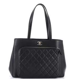 Pre-owned CHANEL material Tote Bags REBAG by Rebag
