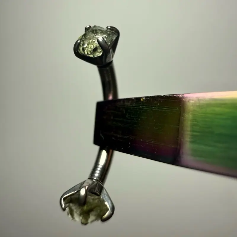 (Raw) Moldavite curved barbell, 316 L surgical steel, 6mm, 8mm, 10mm