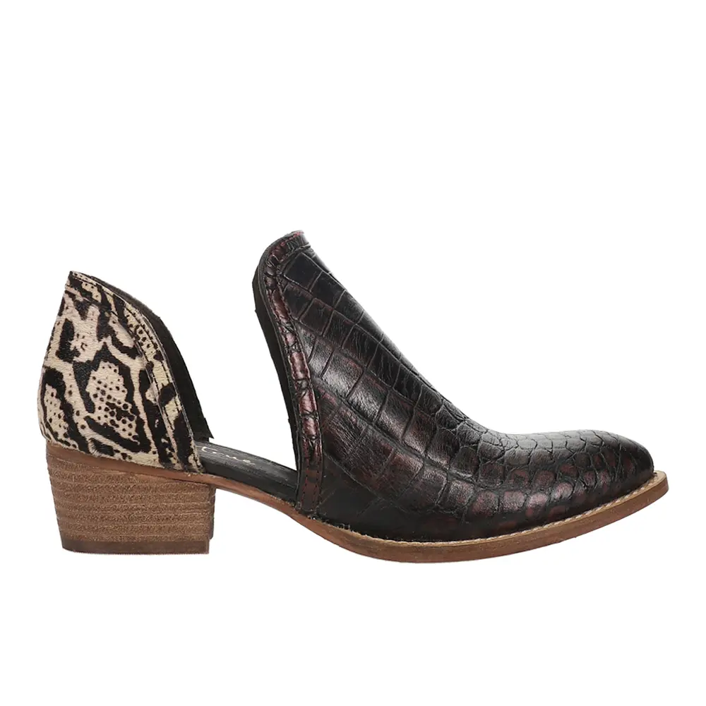 Diba True Womens Shy Town Croc Round Toe Pull On Casual Boots Ankle Low Heel 1-2" - Brown