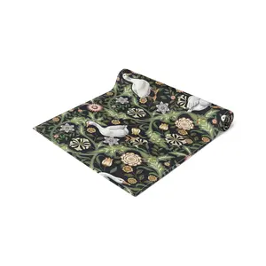 Thistle & Wing | Indigo Bloom Table Runner