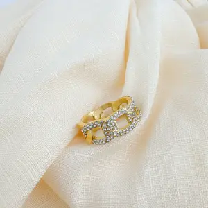 Lily Ring