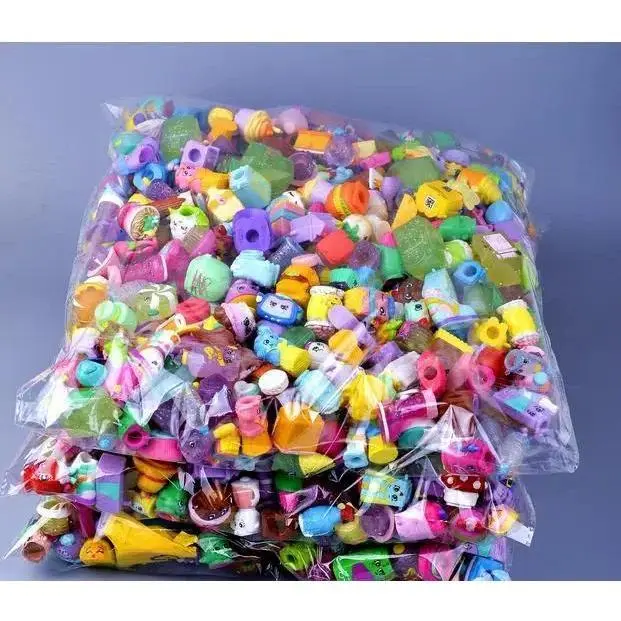 100Pcs/lot Many Styles Miniature Shopping Fruit Dolls Action Figures for Family Kid's Christmas Gift Playing Toys Mixed Seasons