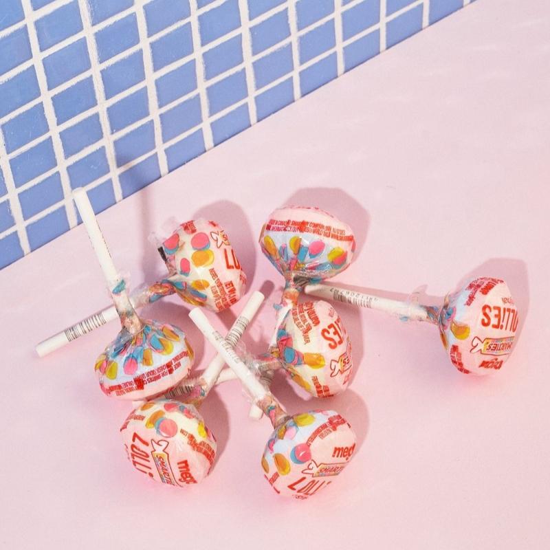 Smarties Lollies | Gluten Free Peanut Fat Free Assorted Fruity Flavors Low Calories Perfect for Halloween Parties Made by US Candy Company Since 1949-34 oz 120 Count Lollipops holiday gift