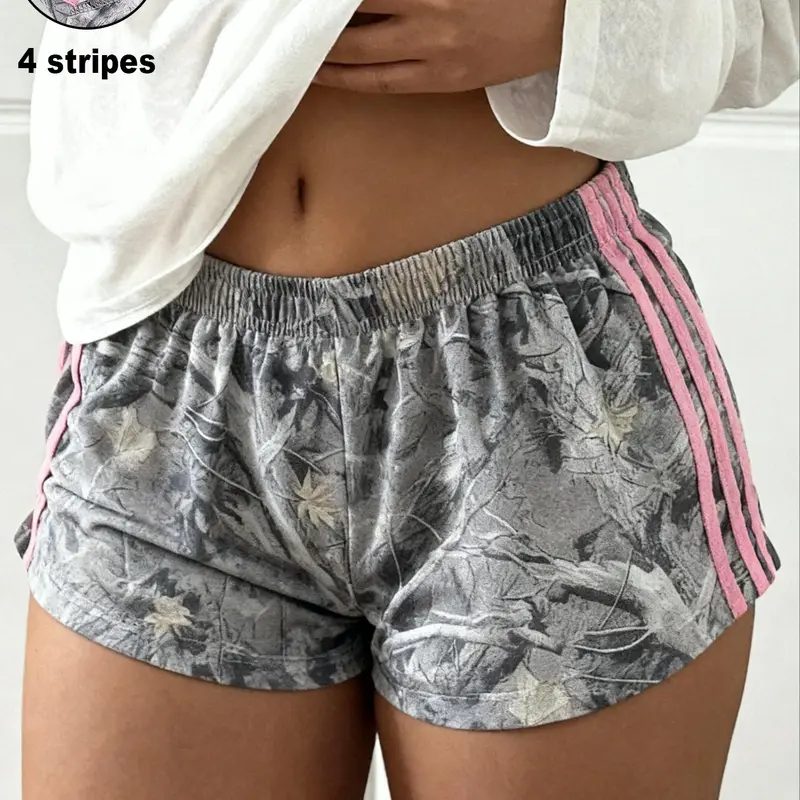 Women's Summer Camo Print Shorts, Camouflage Bottoms, Casual Sporty Loose-Fitting Elastic Waist, Side Striped Design, Outdoor Wear, Daily Use