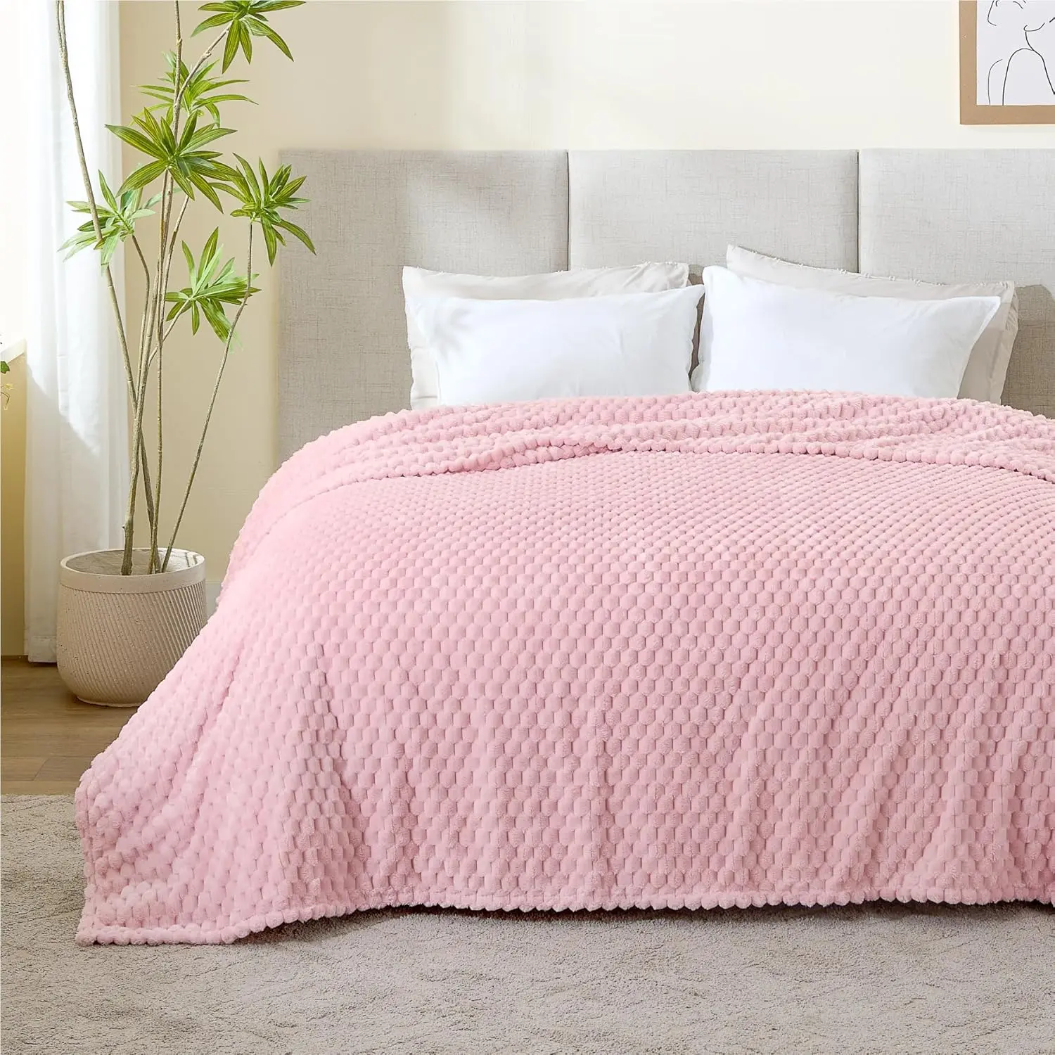3D Jacquard Microfibre Pink Fuzzy Warm Plush Throw Blanket - Double-Side Design, Durable, Fade Resistant, Lightweight, Machine Washable, Modern King Size 108x90in, Ideal for Family, All Seasons