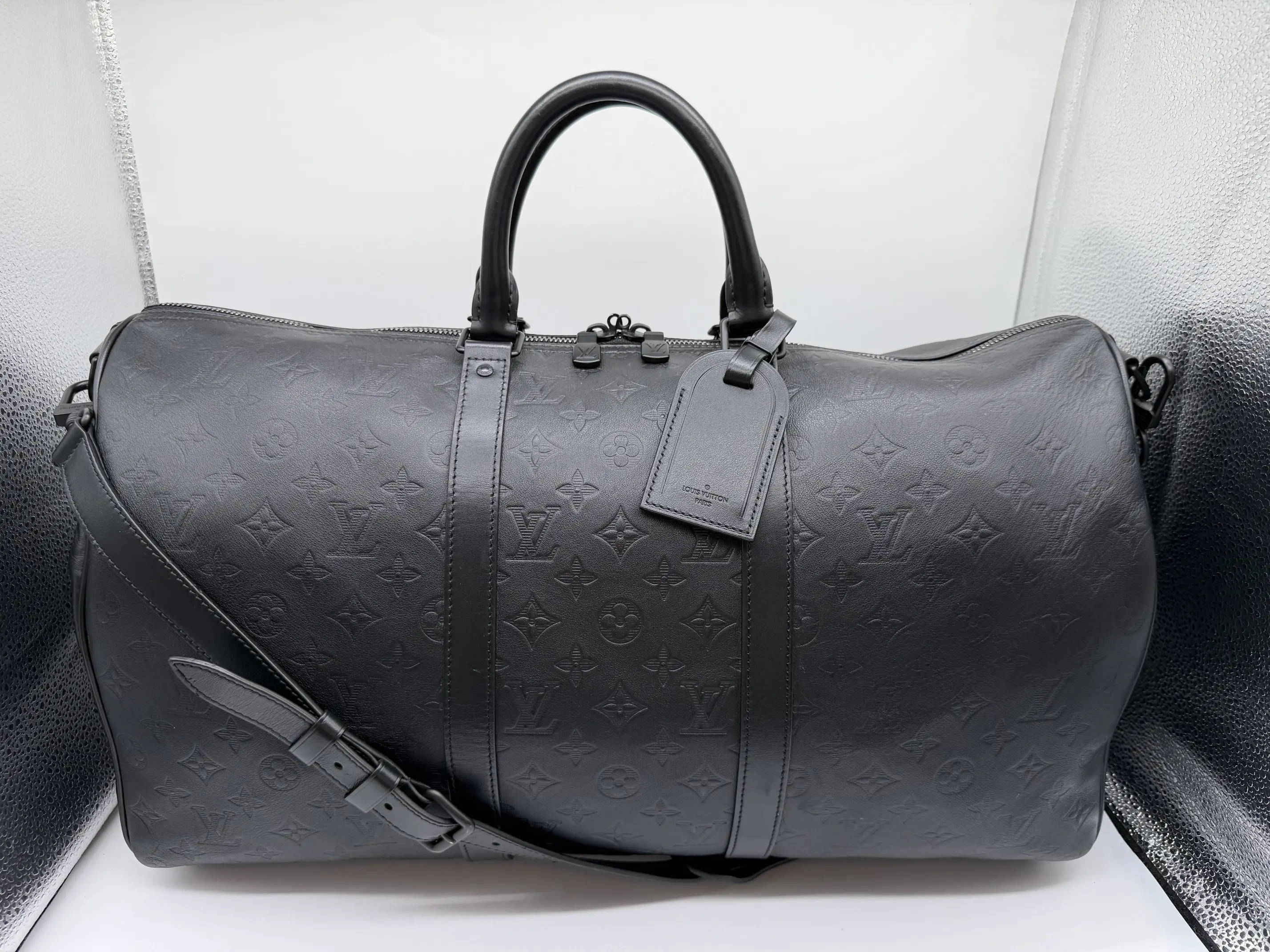 Pre-owned Louis Vuitton Calfskin Leather Travel Bags Black Shadow Leather Keepall 50 Bandouliere