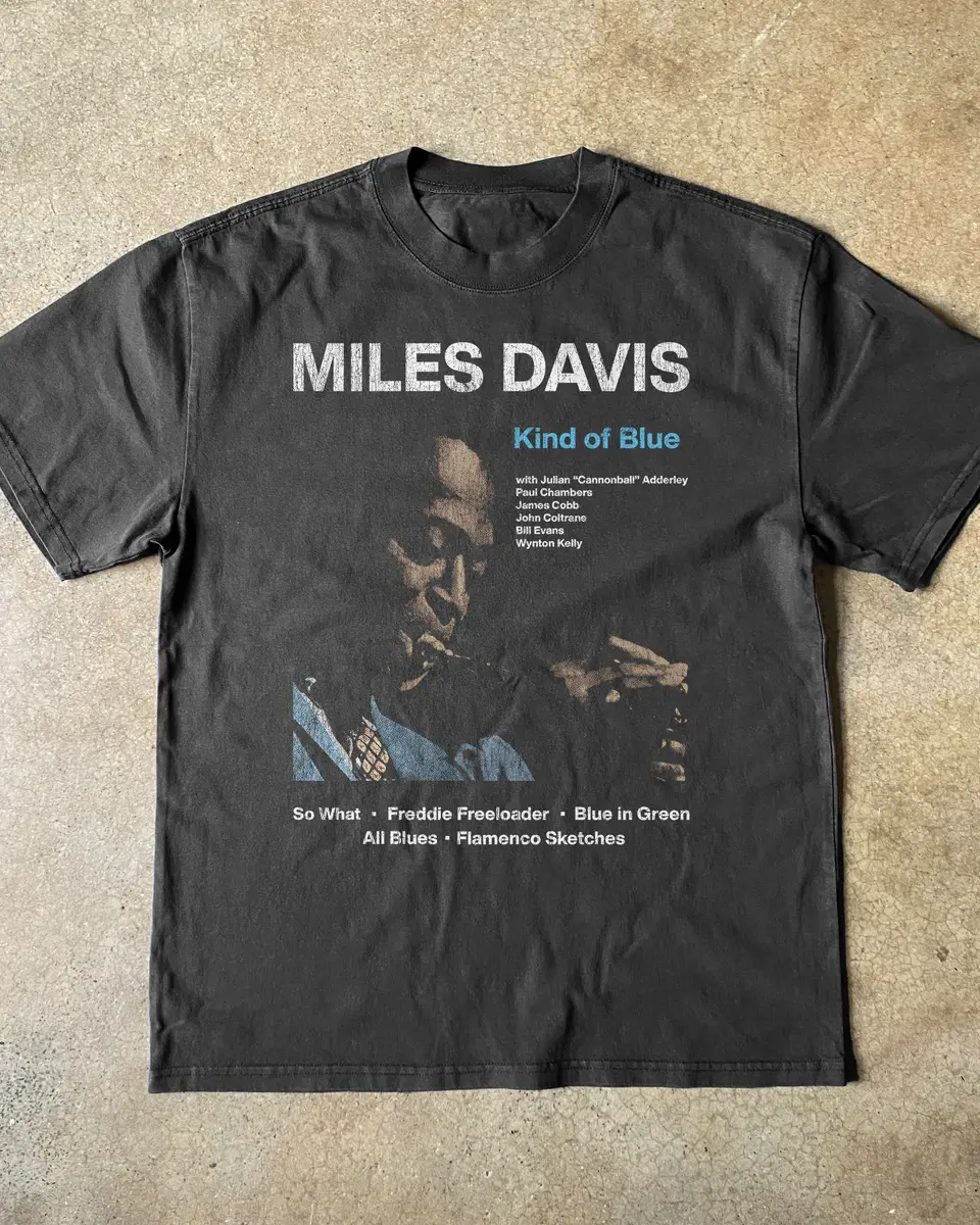 MILES DAVIS BLACK HEAVY WEIGHT TEE - TikTok Shop