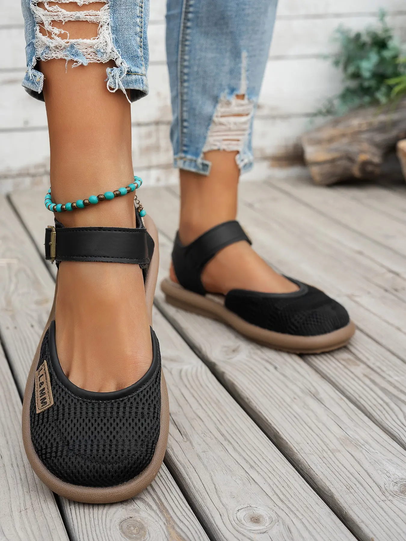 Elegant Comfortable Slip-On Flat Sandals, Versatile Daily Wear, Women's Summer Footwear, Stylish and Practical Beach Shoes, Casual Flat Sandals, Comfy Footwear Sandals