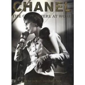 USED-Chanel: The Couturiere at Work by Amy de la Haye (Paperback)
