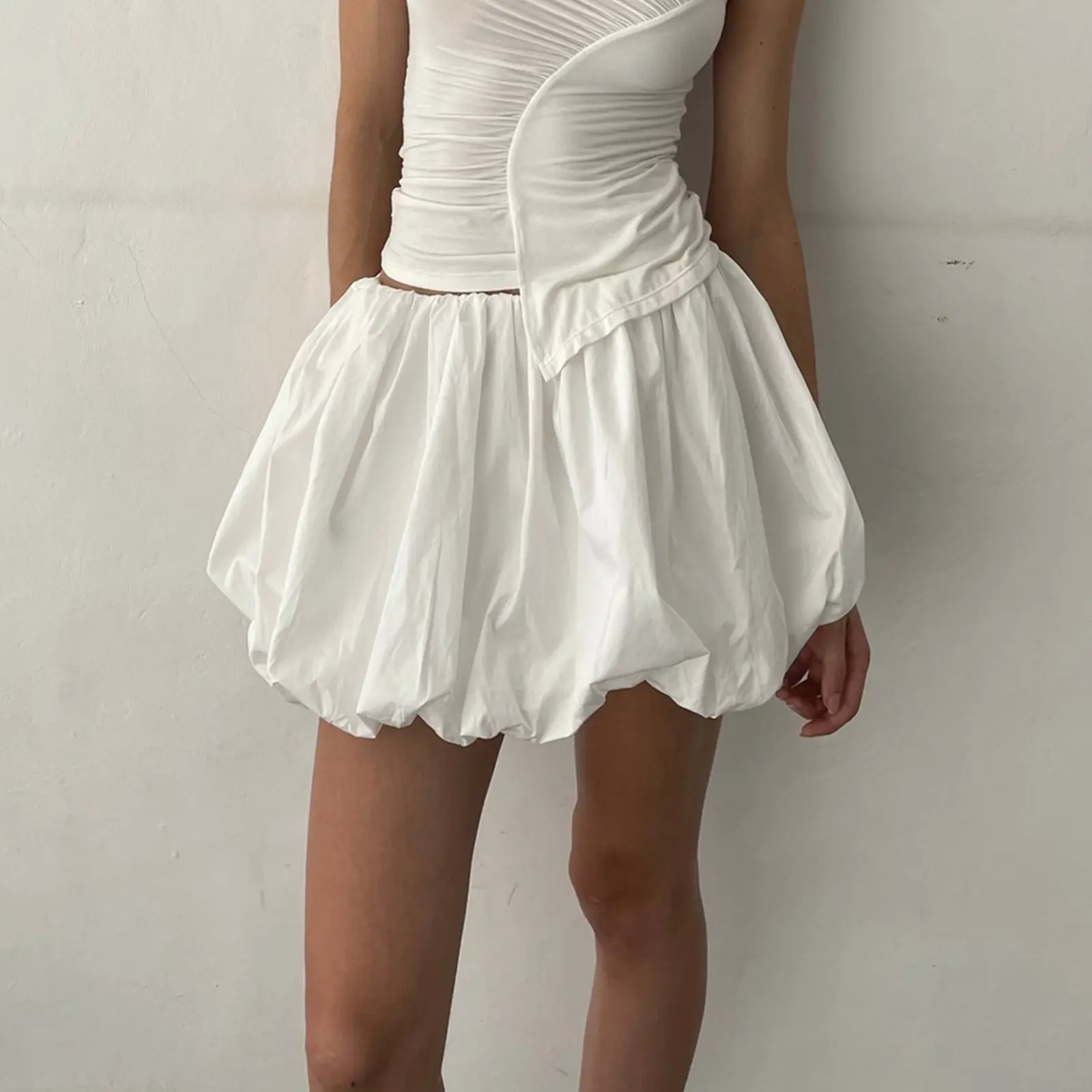 Women's Mini Lantern Skirt Casual Loose Fitting Elastic Waist Solid Color Short Puffball Skirt for Summer