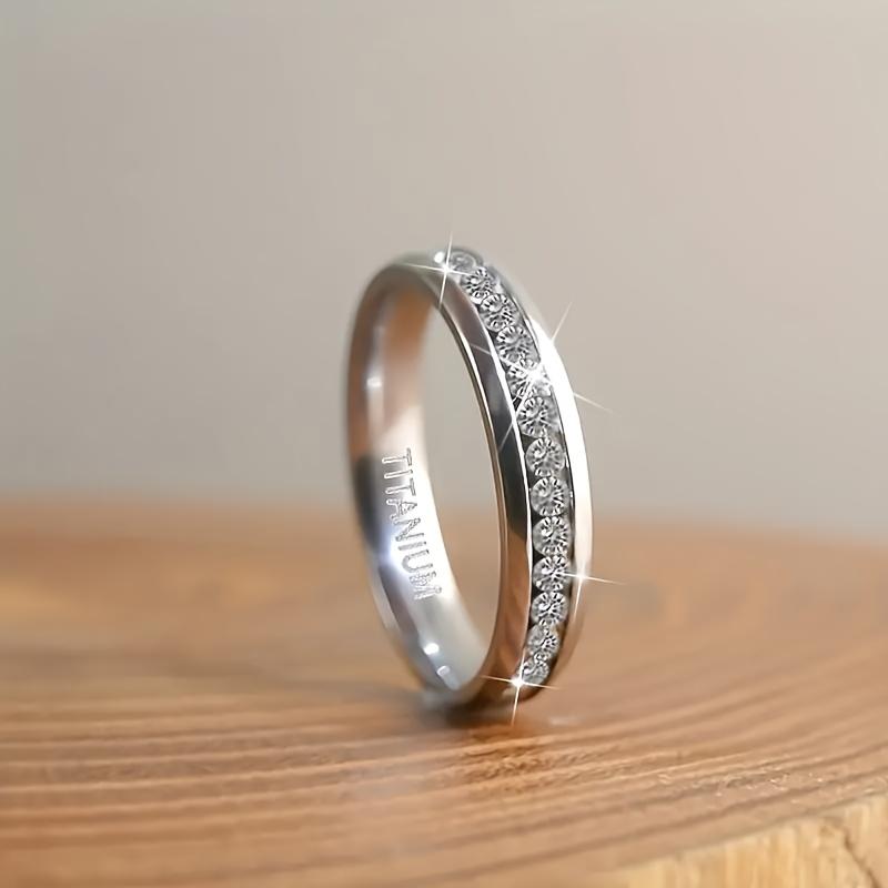 5-Piece Women's Wedding/Engagement Ring Set in Hypoallergenic Titanium Steel with Bohemian Style Round-Cut Zirconia Inlays & Tarnish-Resistant Platinum Plating for Everyday Wear