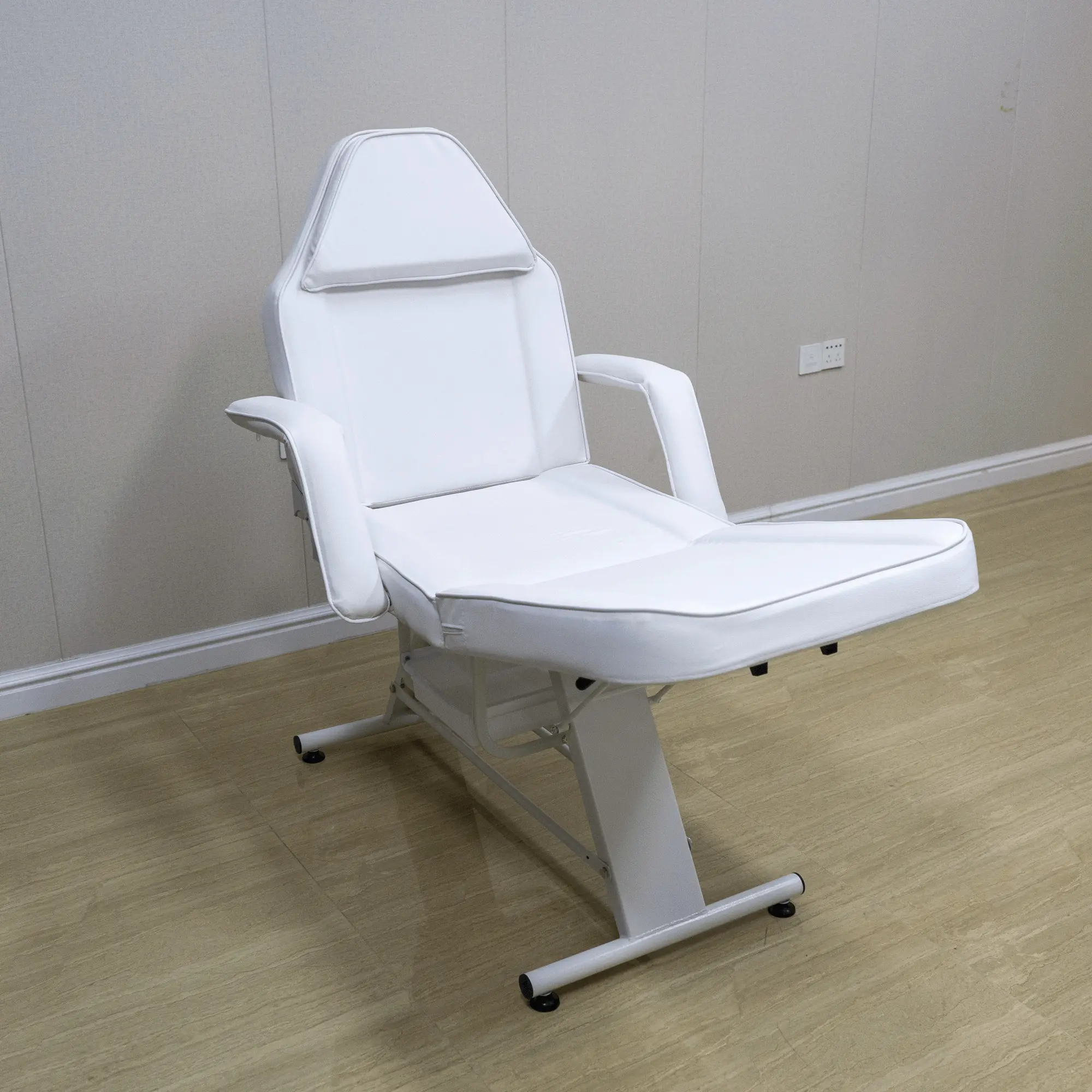 Folding 3-Section Beauty Bed for Estheticians and Tattoo Artists, Adjustable Angles, Detachable Headrest, White Polyurethane, Metal Frame, 72" x 24.5"