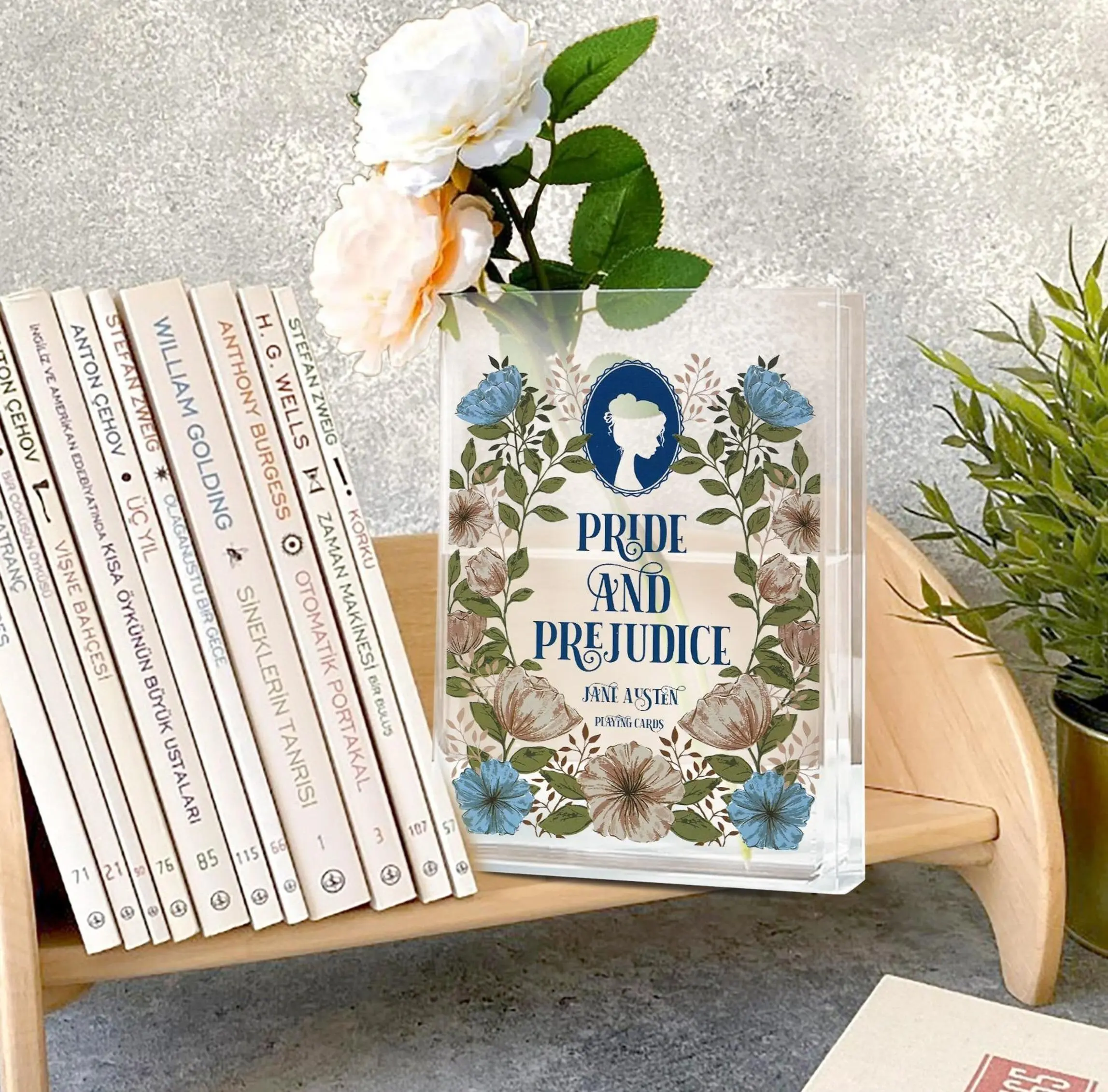 Square Customizable Modern Transparent Acrylic Pride and Prejudice Book Vase, Home Supplies Floral Table Decor, Jane Austen Gift for Book Lovers & Teachers (0-50 cm)