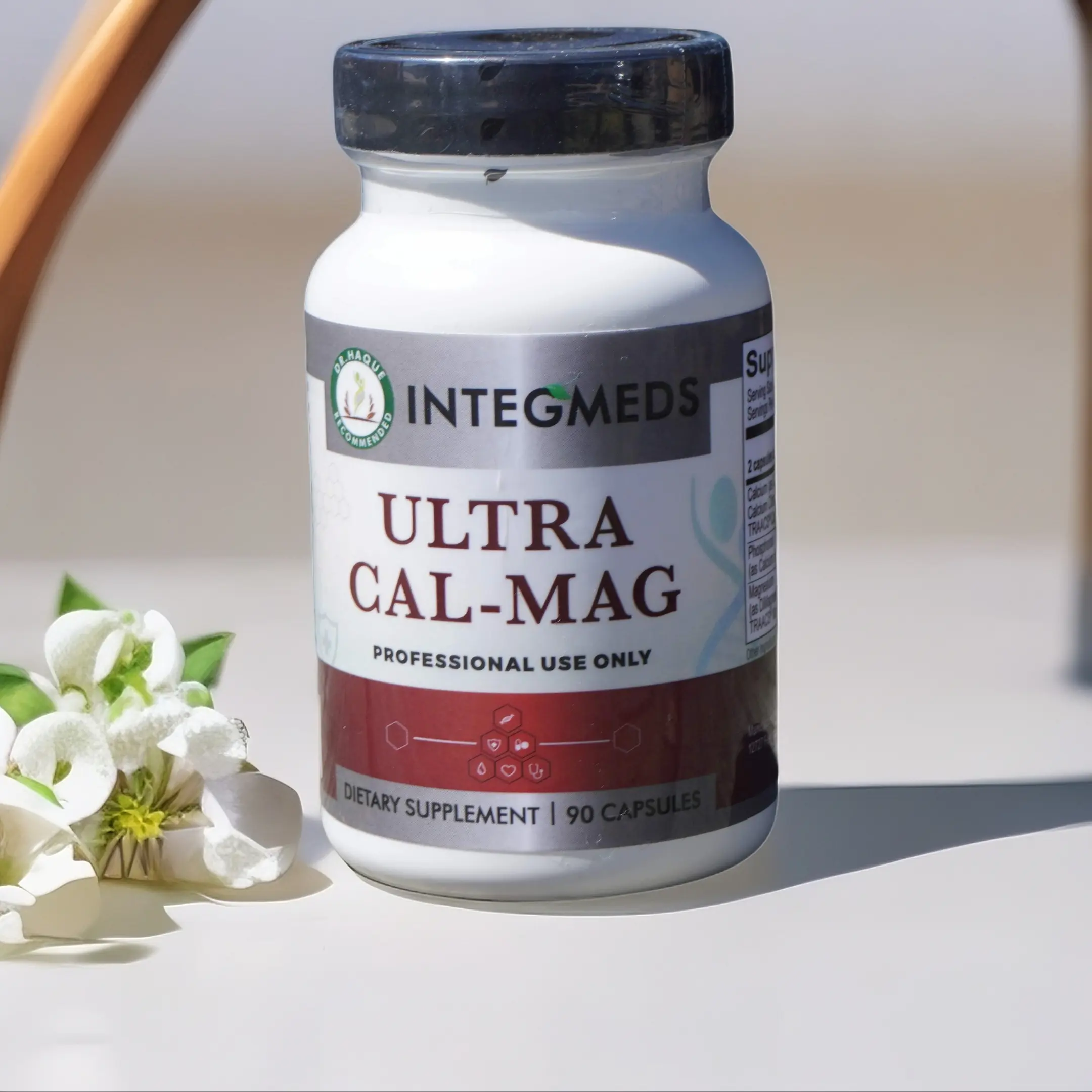 INTEGMEDS Ultra CAL-MAG Supplement with Multiple Absorbed Forms of Calcium and Magnesium for Muscle and Nervous System Function - 60 Capsules