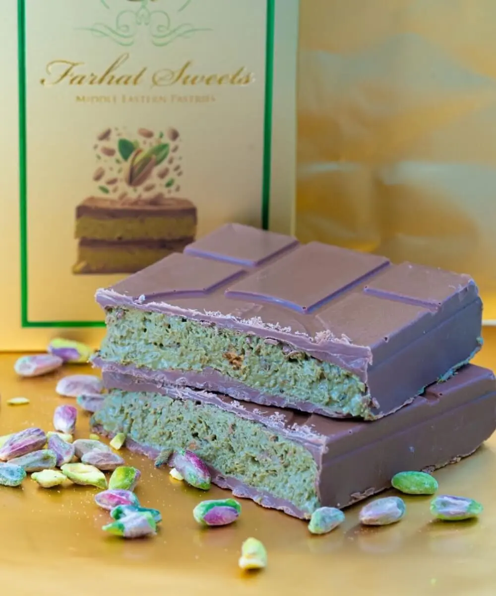 Farhat Sweets Dubai Chocolate - Rich Taste from Dubai - Perfect for Chocolate Lovers - Convenient Packaging - Delightful Choice for Enthusiasts