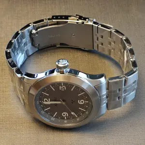 Axwell Marauder Bracelet Watch w/Date new box and paper stainless steel