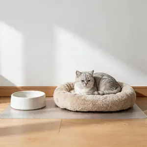Clear PVC Pet Floor Mat for Dogs & Cats Waterproof Transparent Floor Protector for Pet Feeding Area Scratch Resistant Non Slip Easy to Clean Mat for Hardwood Tile Carpet Floors Indoor Use