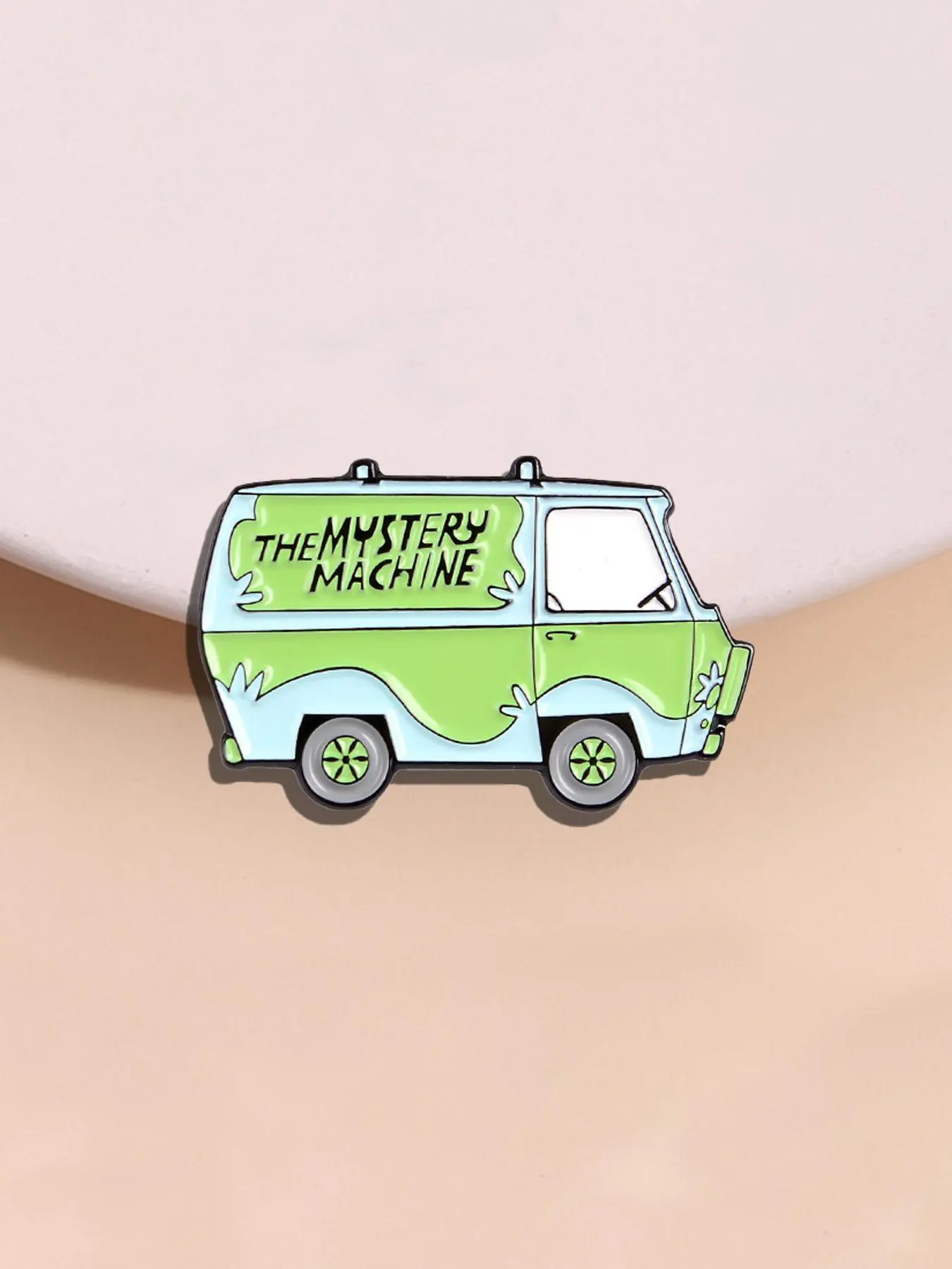 Cartoon Animated Movie Scooby Doo Mystery Machine Enamel Pin Creative Green Bus Design Alloy Brooch Lapel Backpack Badge Fashion Jewelry Accessories Men Accessories, Enamel Lapel Pins, Gift for Friends