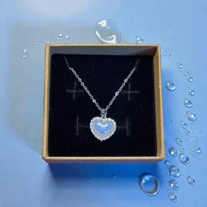 White necklace