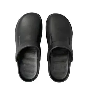 Black Non Slip Work Clogs Waterproof Chef Shoes Oil Resistant Kitchen Shoes Comfortable Nursing Shoes Slippers Adjustable Strap
