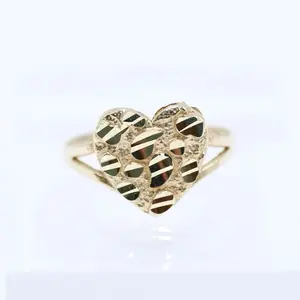 14KT Gold Heart Nugget Ring - Perfect for Everyday Wear