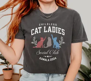 Childless Cat Lady Kamala Shirt, Kamala Harris President 2024 Shirt, Womens Power, Girl Power, Democrat T-shirt, Equal Rights, Election 2024