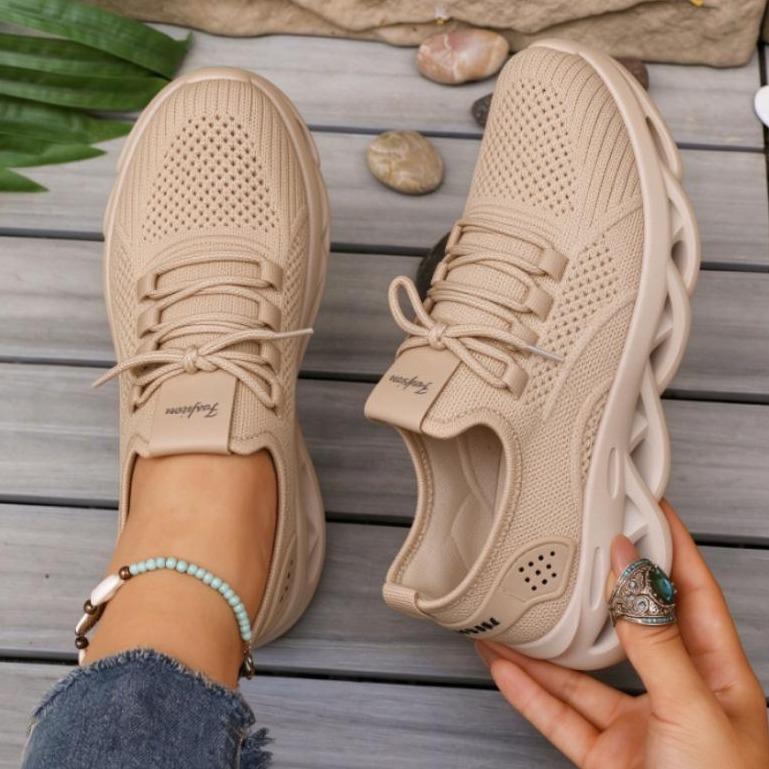 Cute Shoes for Women, Casual Lace-Up Sneakers, Lightweight Breathable Walking Shoes, Thick Sole Comfort Trainers, All-Season Footwear Gift for Her Mom Daughter Sister, Halloween Christmas Present, US 5–11
