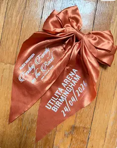 Alex Warren "Finding Family on the Road" Concert Hair Bow