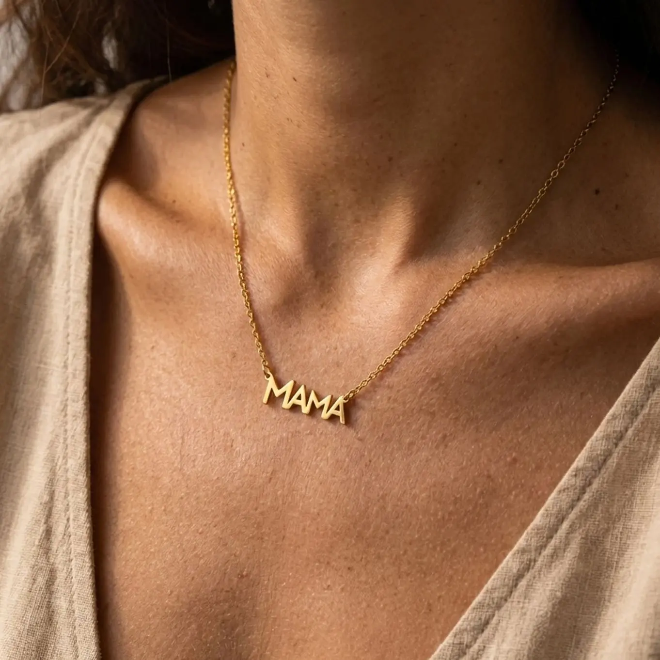 Stainless Steel MAMA Letter Pendant Necklace for Women Gold Color Dainty Clavicle Chain For Mom Mum Mother's Day Jewelry Gift