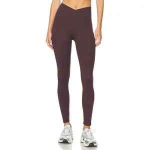 437 The V Legging in Espresso