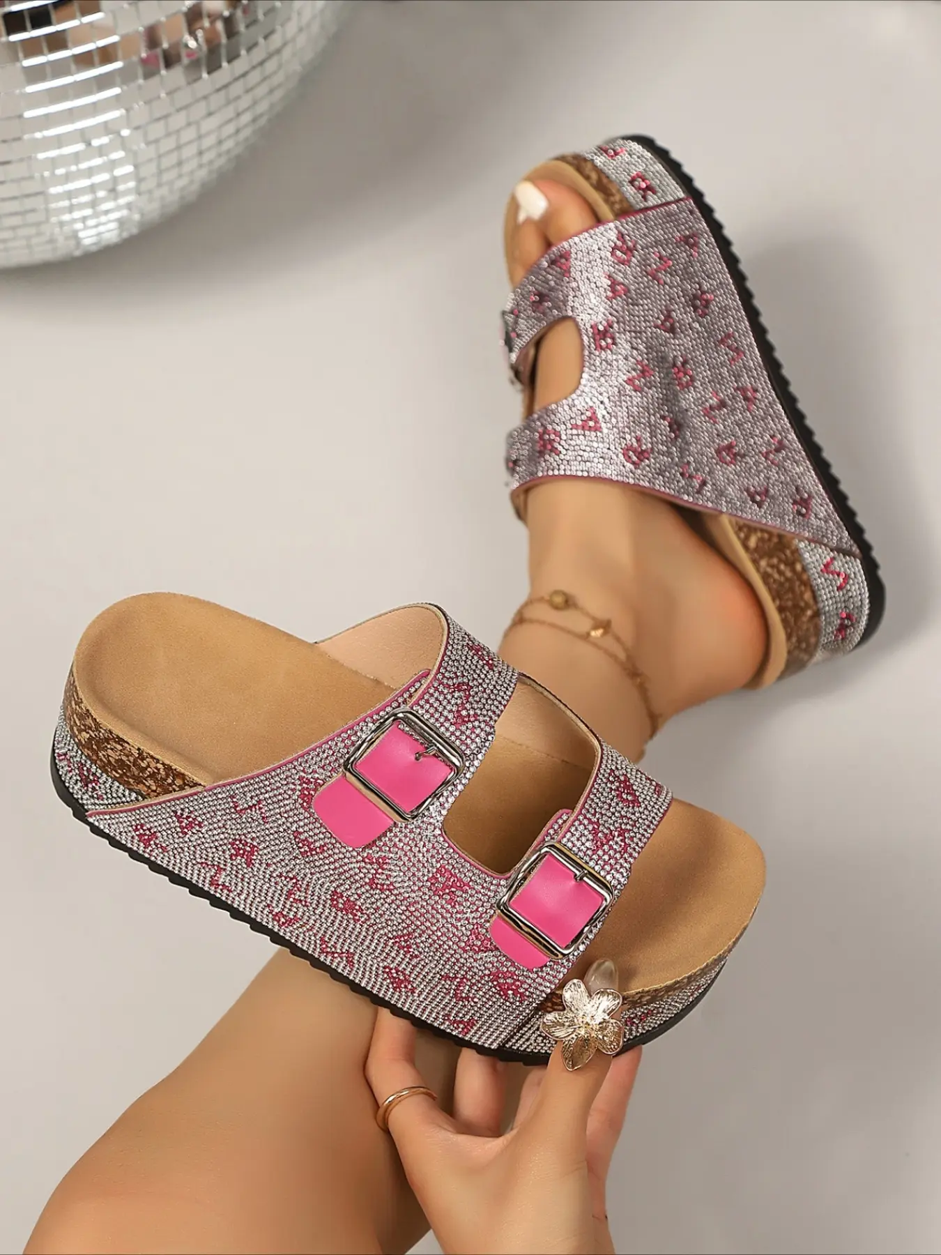 Bohemian vacation-style diamond-encrusted sandals with heavy-duty beaded embroidery and thick soles. Perfect for summer beach outings Footwear