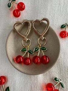 1pc Cute Cherry Keychain, Imitation Cherry Keychain, Versatile Daily Accessories, Can Be Used As Bag Charms, Car Accessories, Key Charms, Wallet Charms, Small Gifts For Family, Lovers, Partners, Ladies Gifts, Keychain For Bags