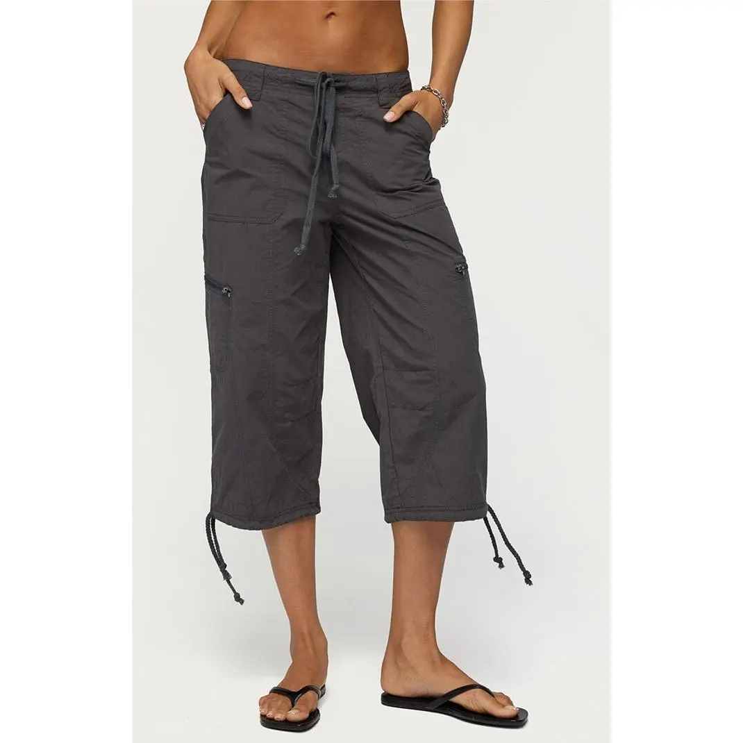 Edikted Women's Lilith Cargo Capri Pants
