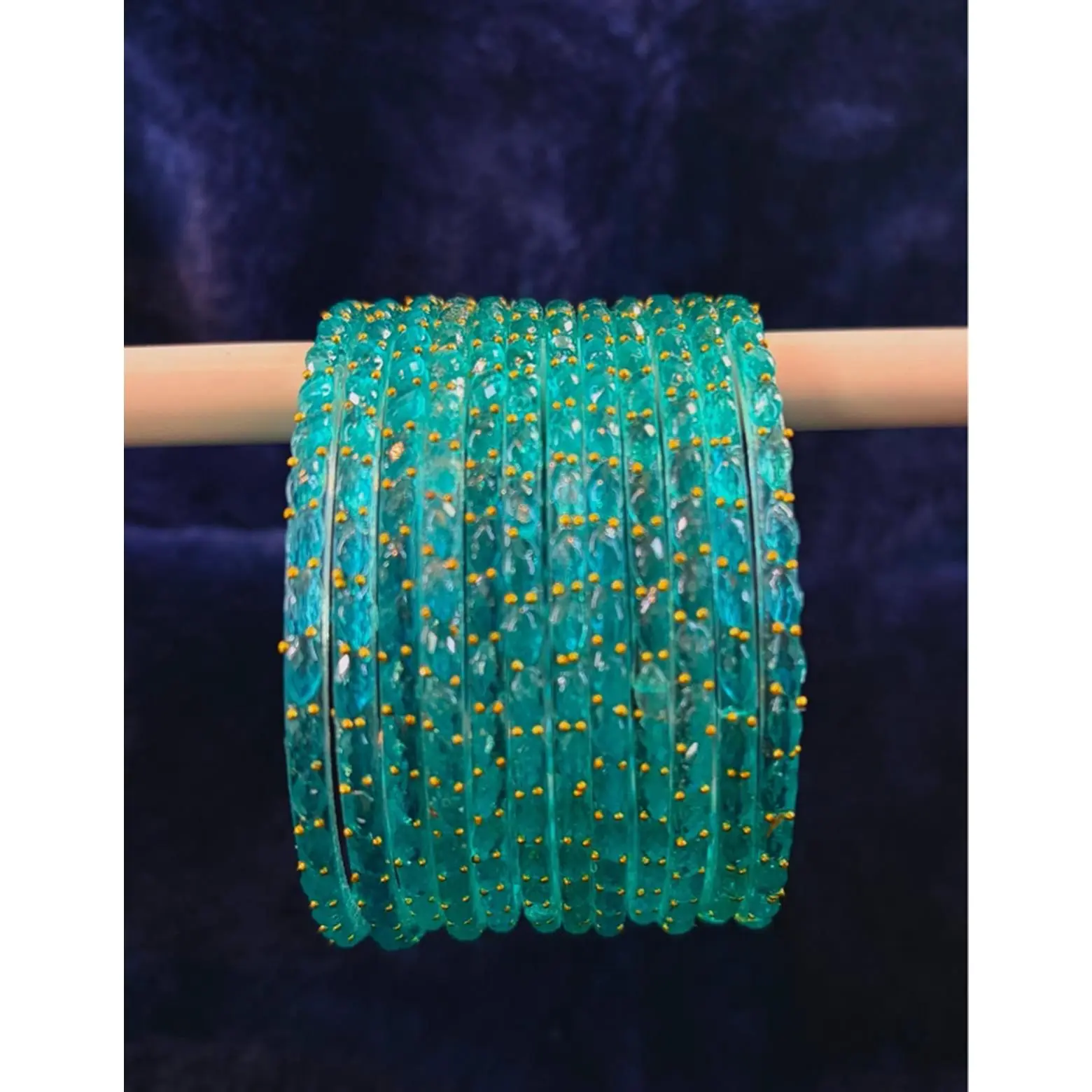 12pcs Women's Textured Acrylic Bangle Bracelets Gold-Tone Dotted Stackable Wrist Jewelry Vintage Style Boho Accessories