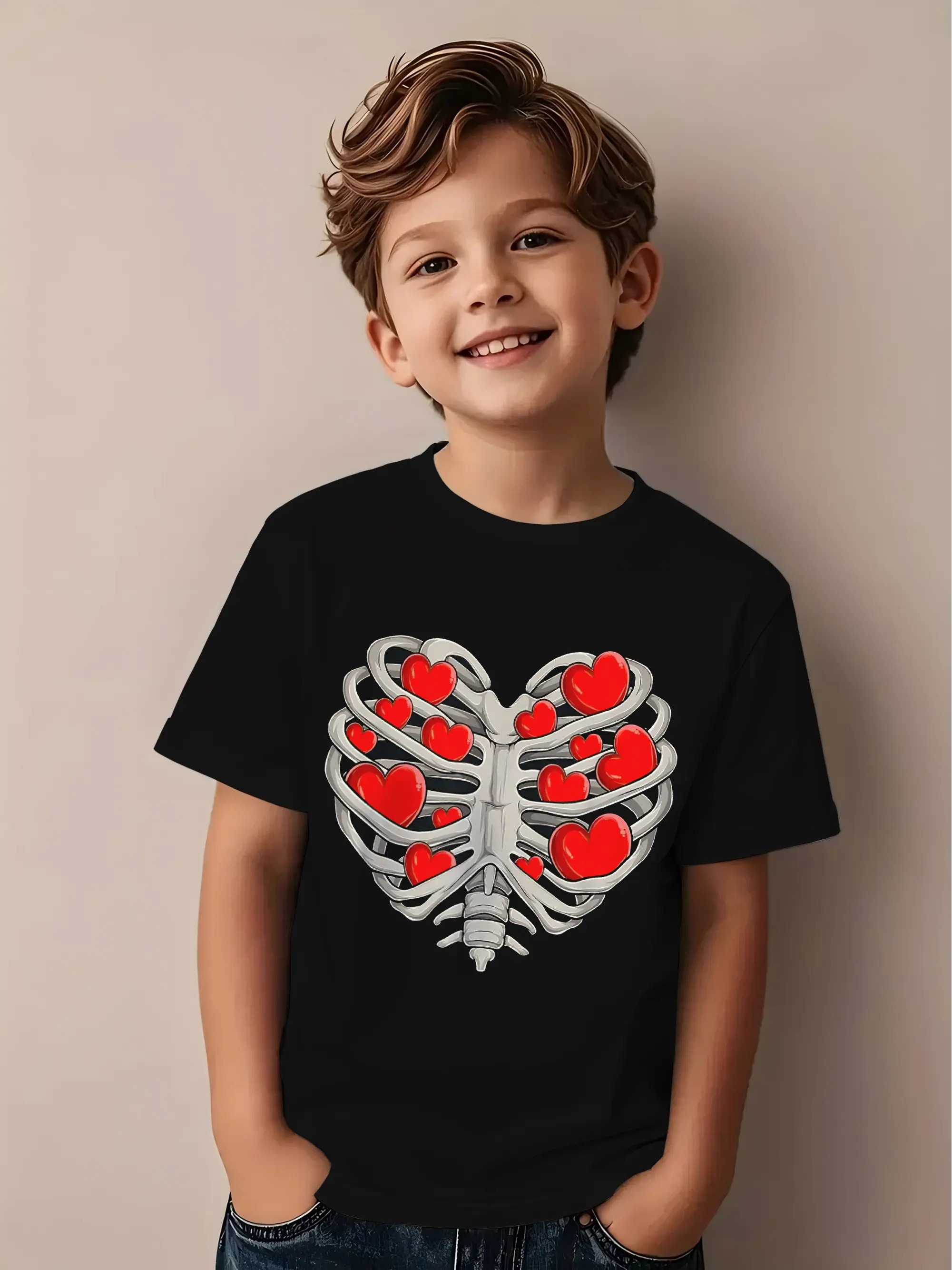 Boys' Valentine'S Day Heart Skull Graphic T-Shirt - Black Casual Tee with Red Love Hearts, Machine Washable Everyday & Valentine'S Day Outfit
