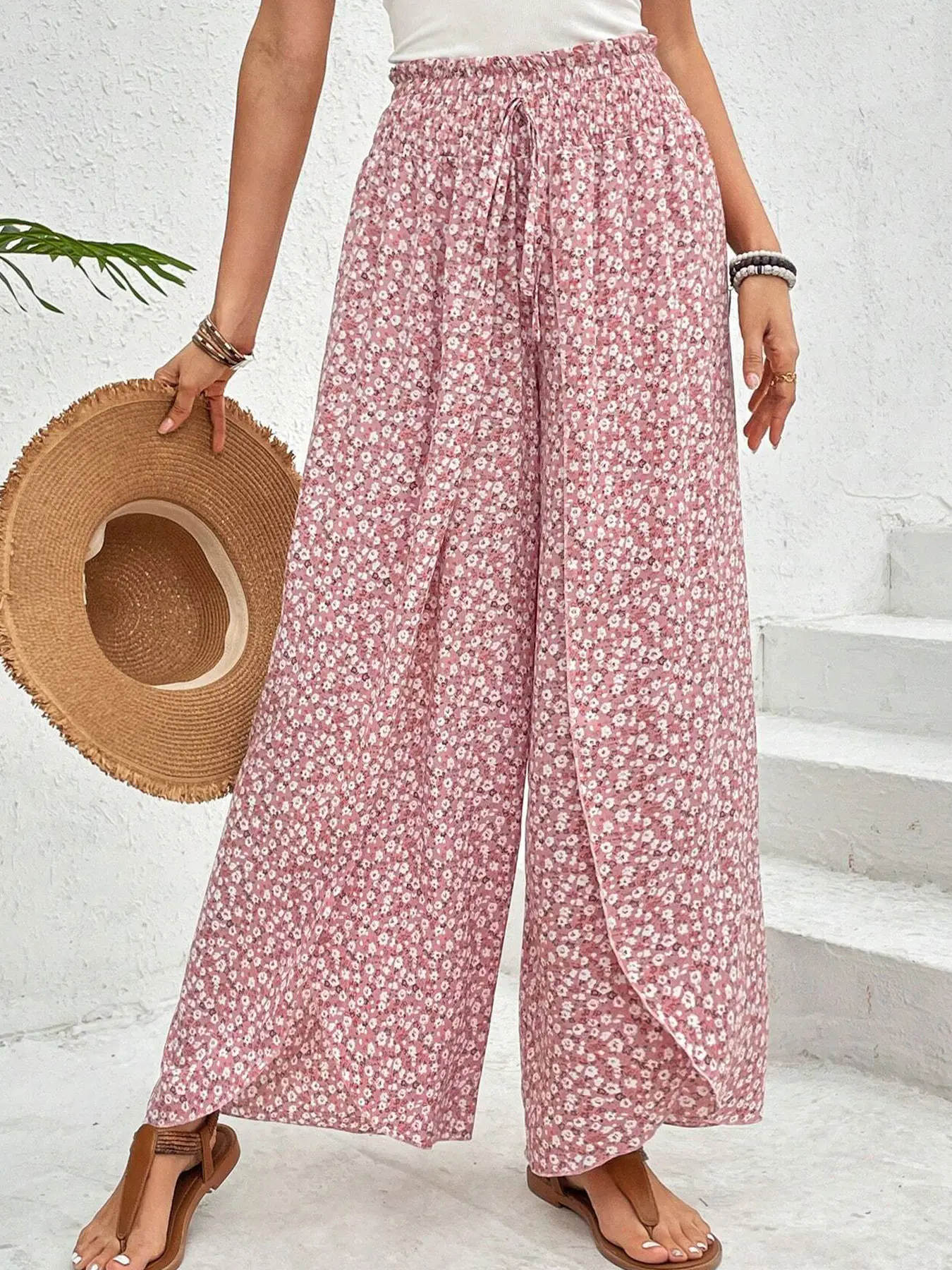 A women's floral fashion versatile Maxi wide-leg tie waist skirt with side slit, suitable for summer, suitable for beach, sand, party and other occasions, Floral Print Skirt