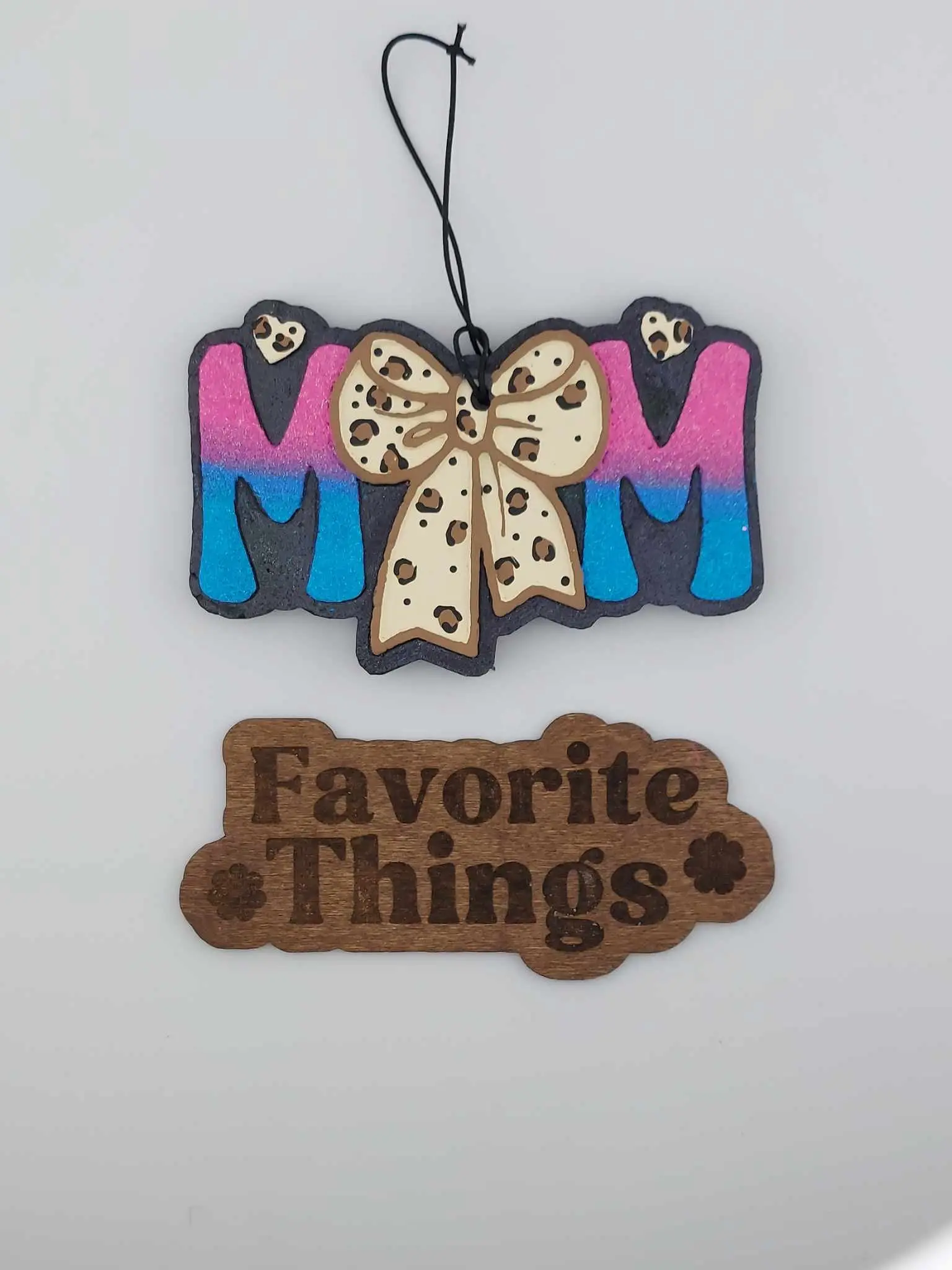 Ombre Mom With Leopard Bow Freshie - Pink/Blue