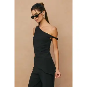 Lilo Stretch One Shoulder