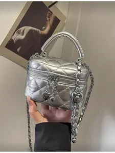 Classic Multi-functional PU Waterproof Quilted Diamond Pattern Tote Bag Lightweight Zipper Closure Suitable for Shopping Travel and Commuting Crossbody Chain Bag, Chic Chain Crossbody Lightweight Shoulder Bag, Crossbody With Chain, Crossbody Bags