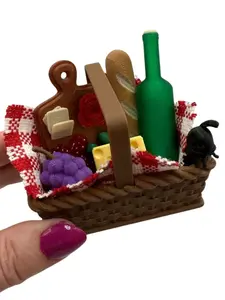 Mini 3D Printed Picnic Basket w/ Mini 3D Printed Picnic Basket w/ Blanket, Bottle, Cheese, Grapes, Charcuterie Board, Bread, Ant - Miniature Spring Summer Fall Miniverse Decor, Miniverse, Desktop Decor Gift