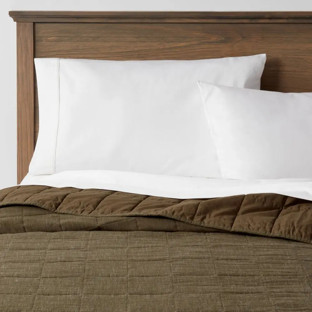 King Space Dyed Cotton Linen Quilt Olive - Threshold