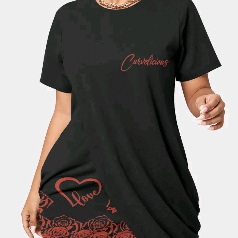 Love Me Ruched Tee Dress - Black Short Sleeve Crew Neck with "Carvelicious" Text Design for Women